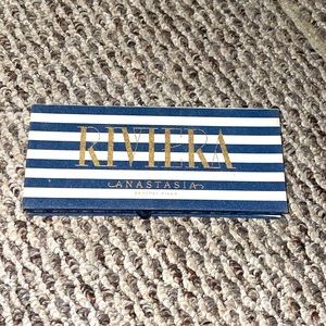 Anastasia Beverly Hills Riviera eyeshadow palette